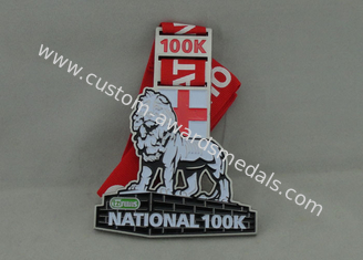 La médaille d'émail de moulage mécanique sous pression pour le nickelage national de l'antiquité 100k et le ruban d'impression d'écran en soie