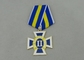 Les médailles faites sur commande de récompenses de placage à l'or meurent timbre, rubans que les militaires attribuent la médaille