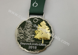 Le triathlon olympique des médailles de moulage mécanique sous pression avec l'attachement de ruban qui respecte l'environnement
