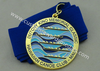 La médaille hawaïenne du ruban 3d de club de canoë par en alliage de zinc moulage mécanique sous pression avec le placage à l'or