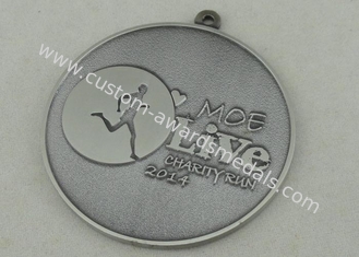 La médaille vivante de karaté d'argent d'antiquité de course de charité de MOE en alliage de zinc moulage mécanique sous pression