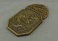 Les insignes de Pin de club de l'or 3D d'antiquité d'étain d'insignes de souvenir de moulage mécanique sous pression promotionnels